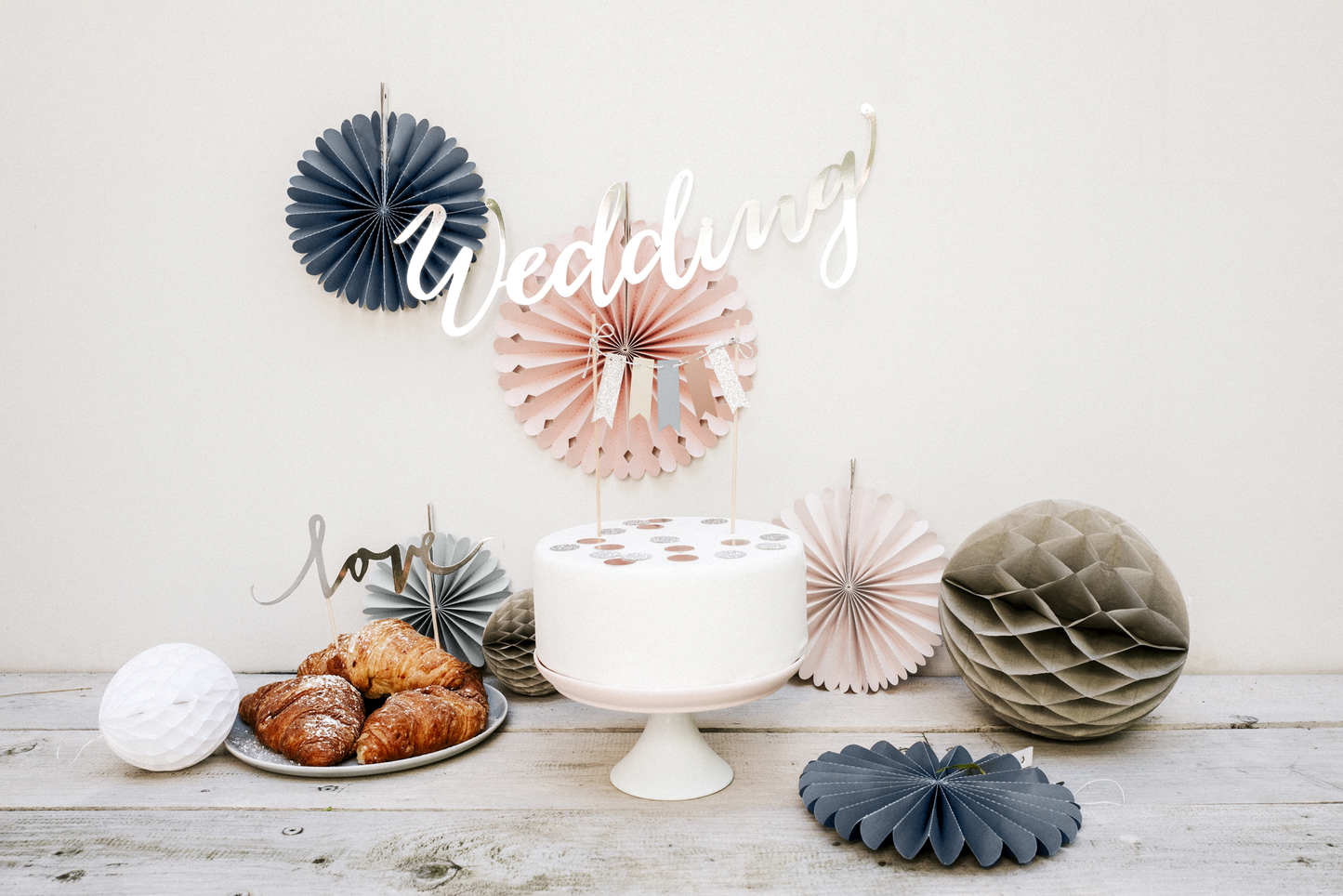 Sfera decorativa in carta 20 cm - Bianco