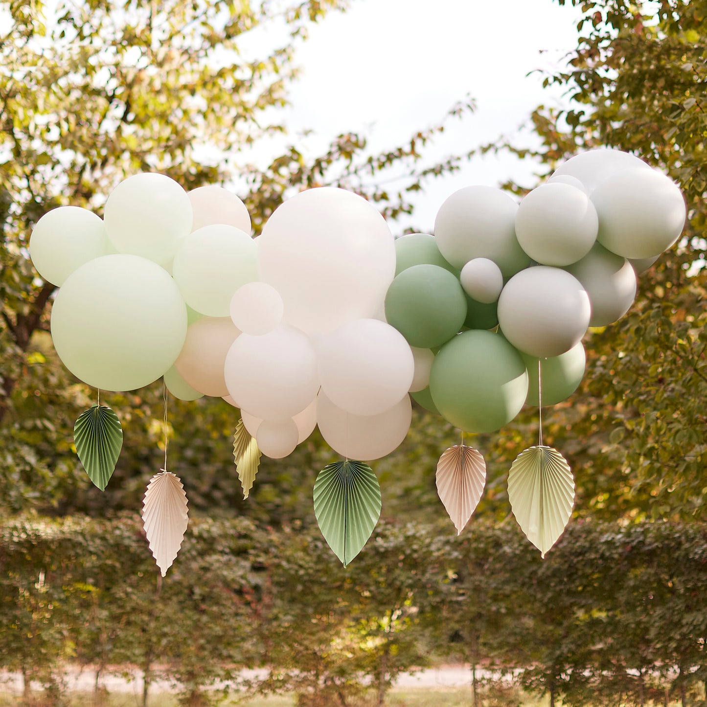 arco di palloncini - foglie jungle