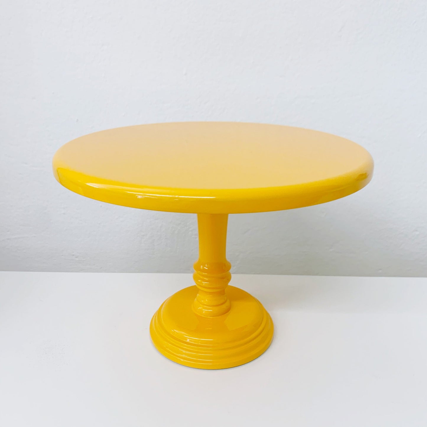 alzata per torta - giallo becco d'oca