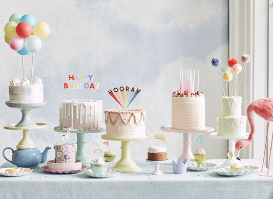 decorazioni cupcake a tema con kit di pirottini e topper