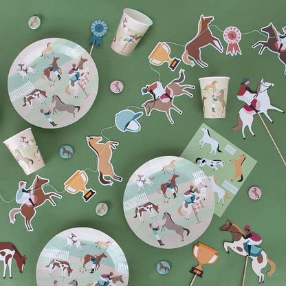 8 piatti in carta - Cavalli ed equitazione